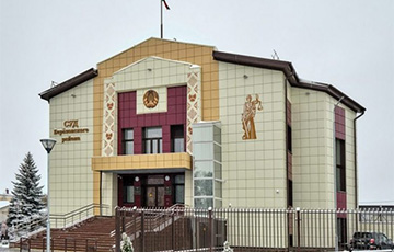 Жителя Березовского района приговорили к двум годам «домашней химии» из-за «моральных страданий» силовика