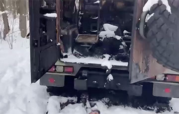 Украинские бойцы сожгли под Харьковом бронеавтомобиль «Тигр» русского спецназа