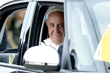 Папа Римский призвал искоренить в церкви сексуальные преступления против детей