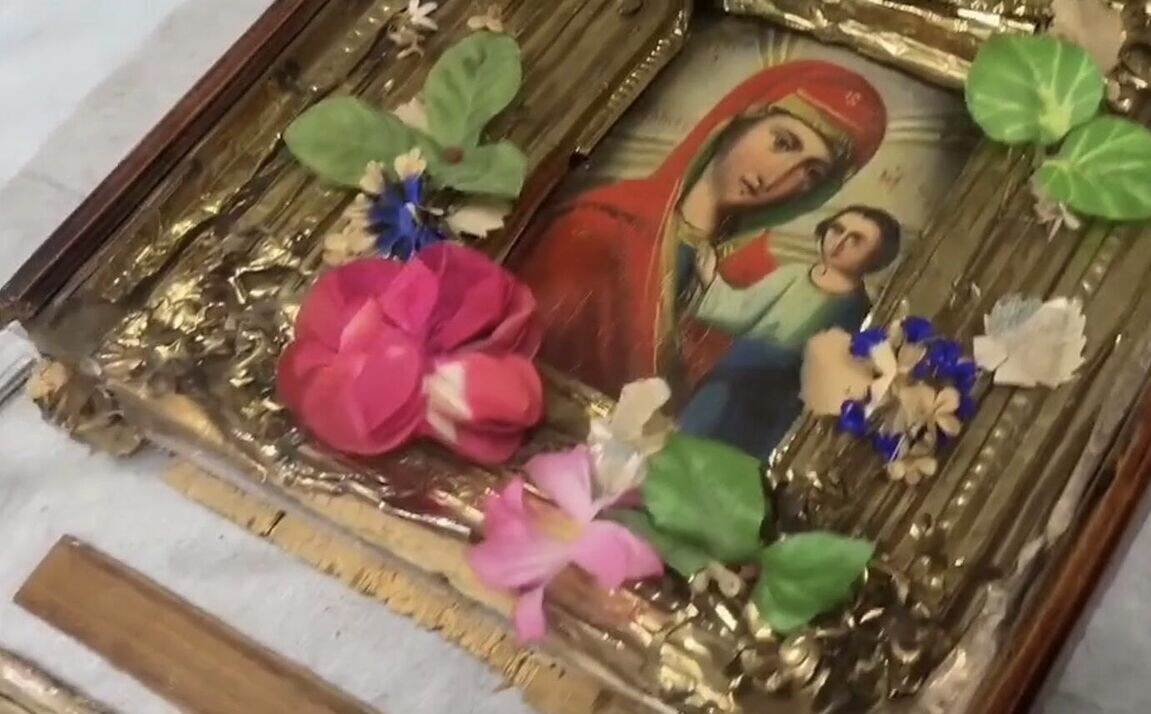 В Крыму задержали женщину с бомбой в иконе, планировавшую теракт в УФСБ
