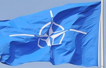 НАТО переводит персонал представительства в Украине во Львов и Брюссель