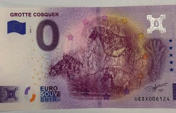 Беларуска привезла из-за границы купюру 0 евро