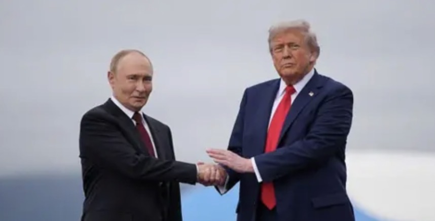 Песков ответил на слова Трампа о инициативе Путина по ДСНВ