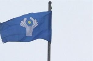 Лукашенко быстро подхватил брошенное Украиной знамя СНГ
