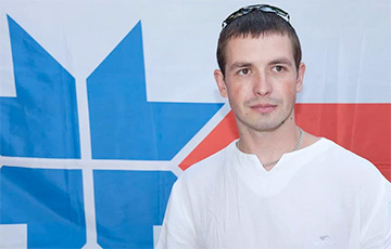 На памятник белорусскому добровольцу Алесю Черкашину не хватает денег