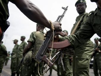 Американцев задержали в Конго за контрабанду золота