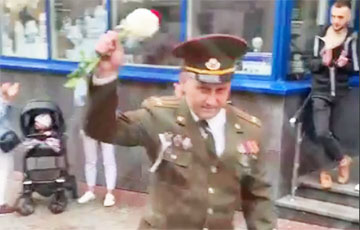 Подполковник ВС Беларуси поддержал протестующих