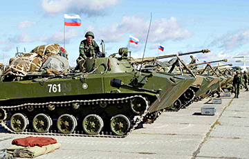 «Военная машина РФ превращается в пыль»