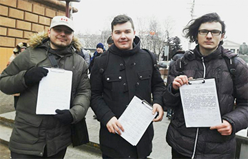 Моладзь БНФ начала сбор подписей против учений «Запад-2017»