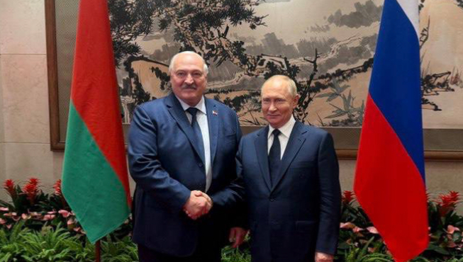 Лукашенко и Путин провели встречу в Китае