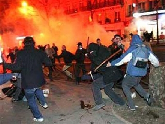 Власти Греции освободили виновников массовых беспорядков