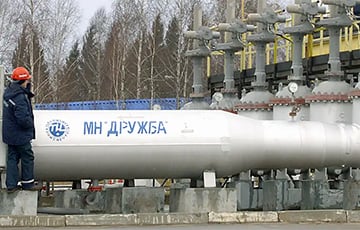 Казахстан и Венгрия согласовали поставки нефти через Украину