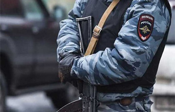 СМИ: Московитские силовики ворвались к консулу Кыргызстана