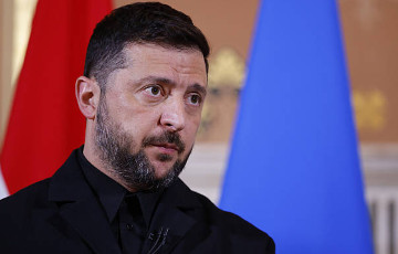 Зеленский обсудил с генсеком НАТО Рютте мирный план США
