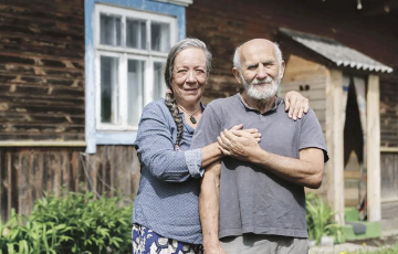 Беларус прошел пешком более 150 стран и вернулся в родную деревню