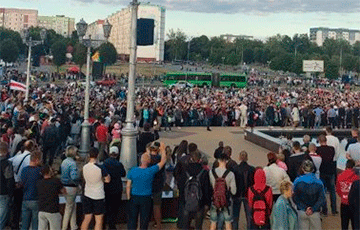 Встреча пяти тысяч жителей Жлобина с местными властями закончилась под крики «Позор!»