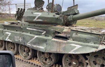 «Зомби-танки»: Московия бросает древние Т-62 в украинскую «мясорубку»