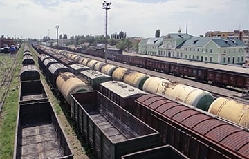 Дроны атаковали железнодорожную станцию в Волгоградской области РФ