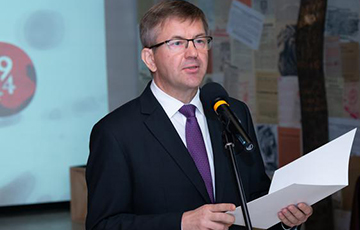 Посол Беларуси в Словакии подал в отставку в знак протеста