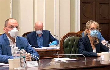 В Украине глава Минздрава и Минфина подали в отставку