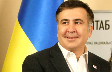 Саакашвили провел в Киеве шествие за отставку Порошенко