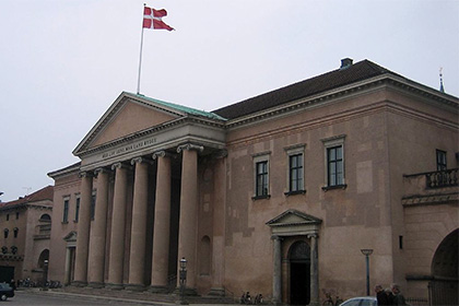 В Копенгагене в здании суда убили человека