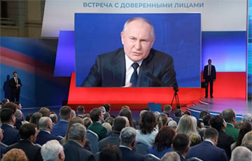Путин опозорился на встрече с «доверенным лицам»