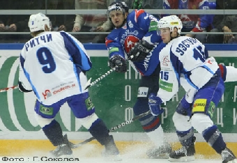 Хоккеисты минского "Динамо" потерпели четвертое поражение подряд в чемпионате КХЛ