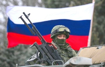 РФ отправила в Иловайск и Харцызск эшелоны с вооружением