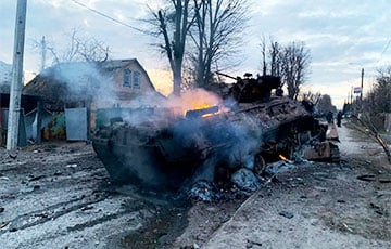Украина отбивает нашествие путинских захватчиков (Онлайн)