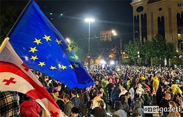 Оппозиция Грузии собирает большой митинг в Тбилиси