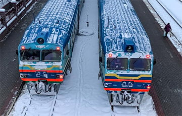 Поезд Москва-Минск опаздывает почти на два часа