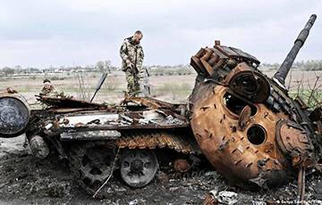 «Кара небесная»: под Мариуполем уничтожены скопления войск РФ