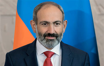 Премьер Армении - в эконом-классе. Потому что это мой премьер!