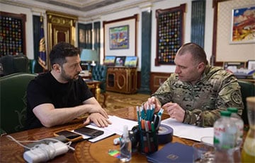 Малюк доложил Зеленскому об ударах по аэродромам Московии