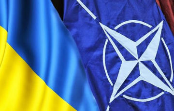 Генсек НАТО приветствовал новые поставки оружия Украине