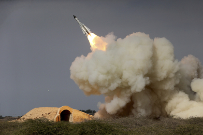 Иран пообещал обрушить «дождь из ревущих ракет» на противников