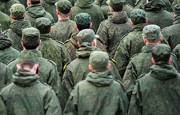 В беларусские военкоматы вызывают мужчин «за 50» и с серьезными болезнями
