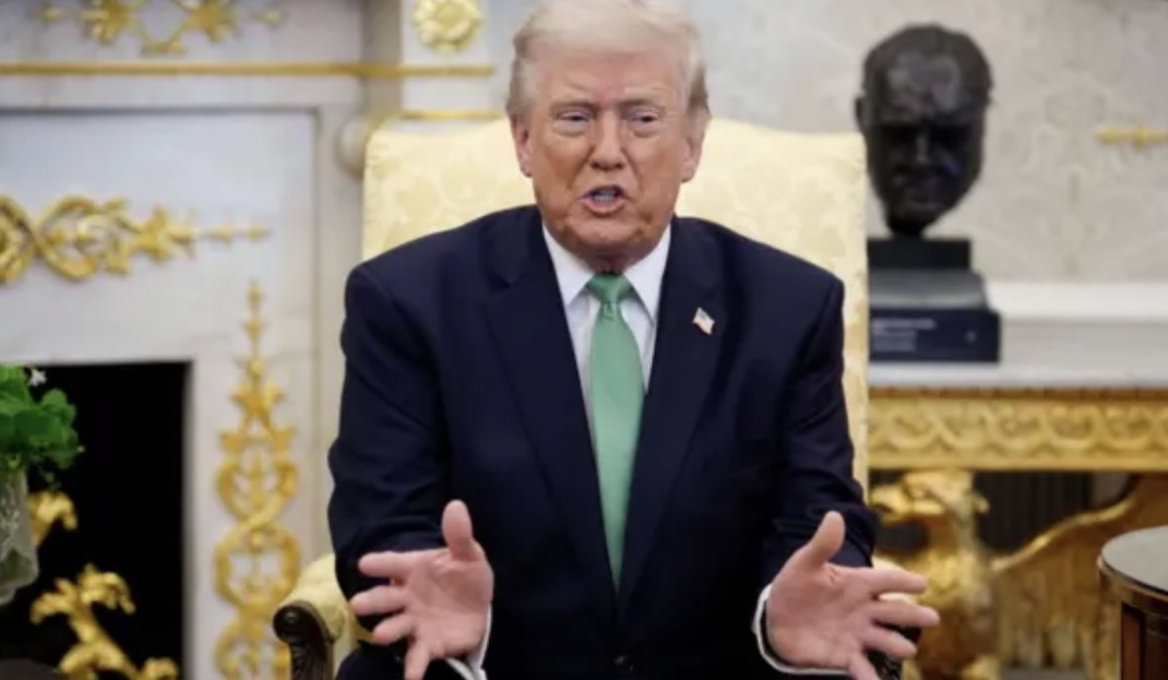 Трамп намерен уничтожить энергетику Ирана, если Ормузский пролив не будет открыт. Тегеран ответил