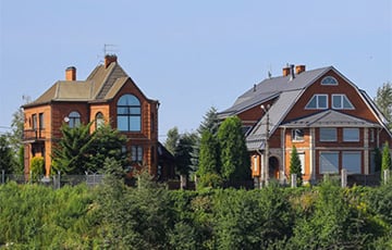 При каких условиях в Беларуси можно построить два дома на одном участке
