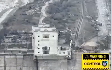ВСУ атаковали наблюдательный комплекс, который оккупанты оборудовали в здании Каховской ГЭС