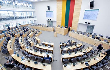 Рассмотрение литовского закона, ограничивавшего права беларусов, перенесли