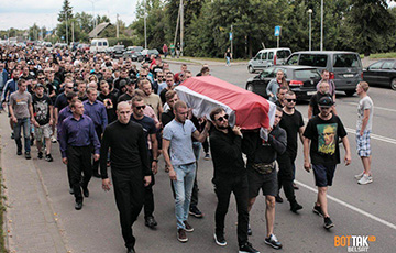 На прощание с Никитой Кривцовым пришло более тысячи человек