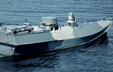 Дрон «Морской малыш» подбил в Черном море московитский ракетный корабль «Самум»