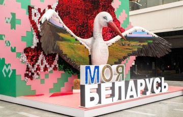 Лукашенковские «блогеры» высмеивают посетителей выставки в Минске