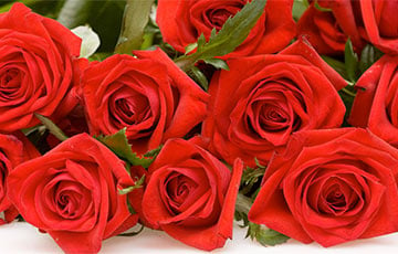 Беларус заказал жене букет из 101 розы и лишился всех денег