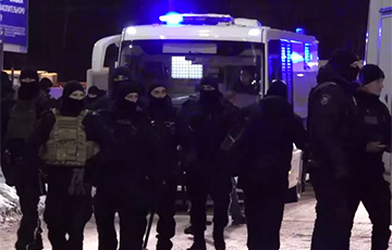 Как в «Слове пацана»: стала известна причина побоища между мигрантами и полицией в Москве