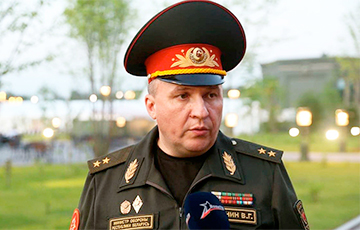 Министр обороны Хренин отправился в Пакистан