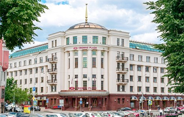Владельцы первого брендового отеля в Минске погрязли в долгах