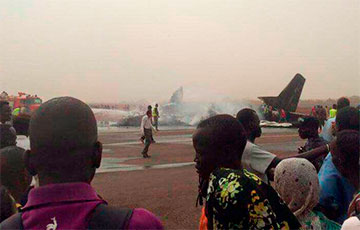 В Судане во время попытки госпереворота загорелся украинский самолет